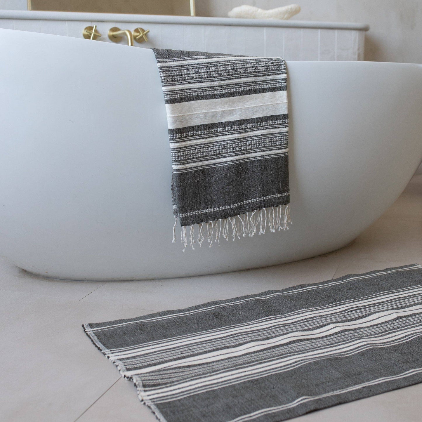 Genale handwoven Ethiopian cotton bath mat