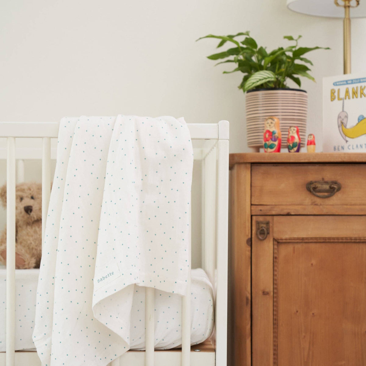 Swaddle-Random Dot Babette