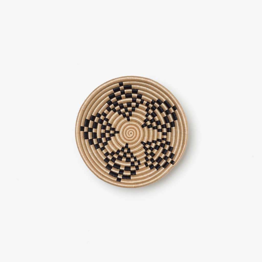 Bariku Woven Bowl Tea & Black by AziziLife