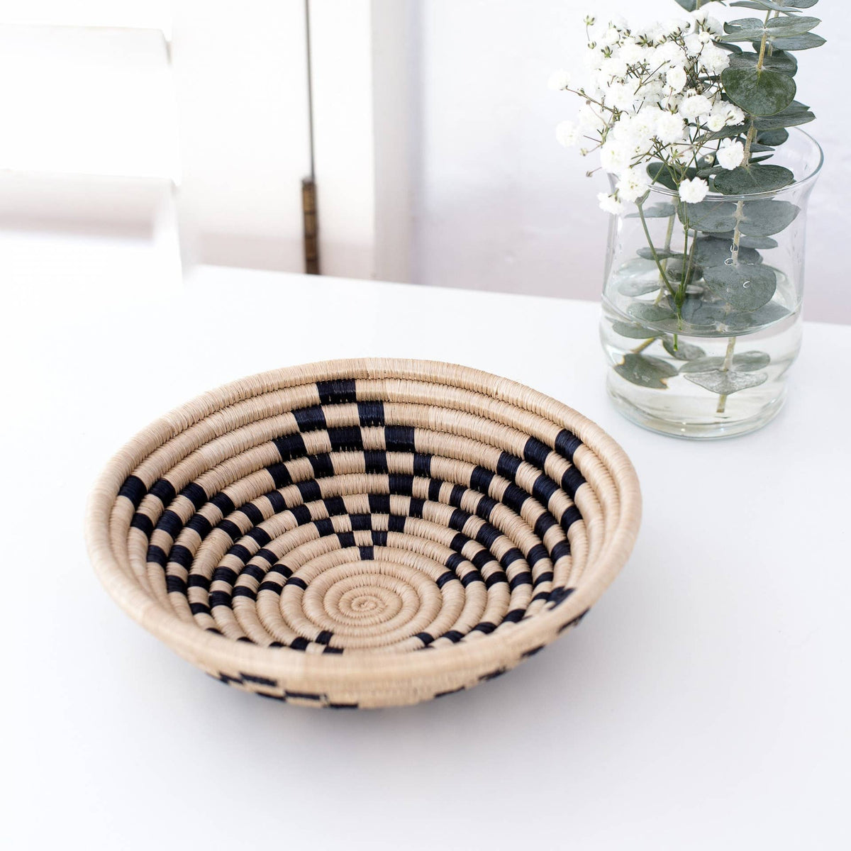 Bariku Woven Bowl Tea & Black by AziziLife