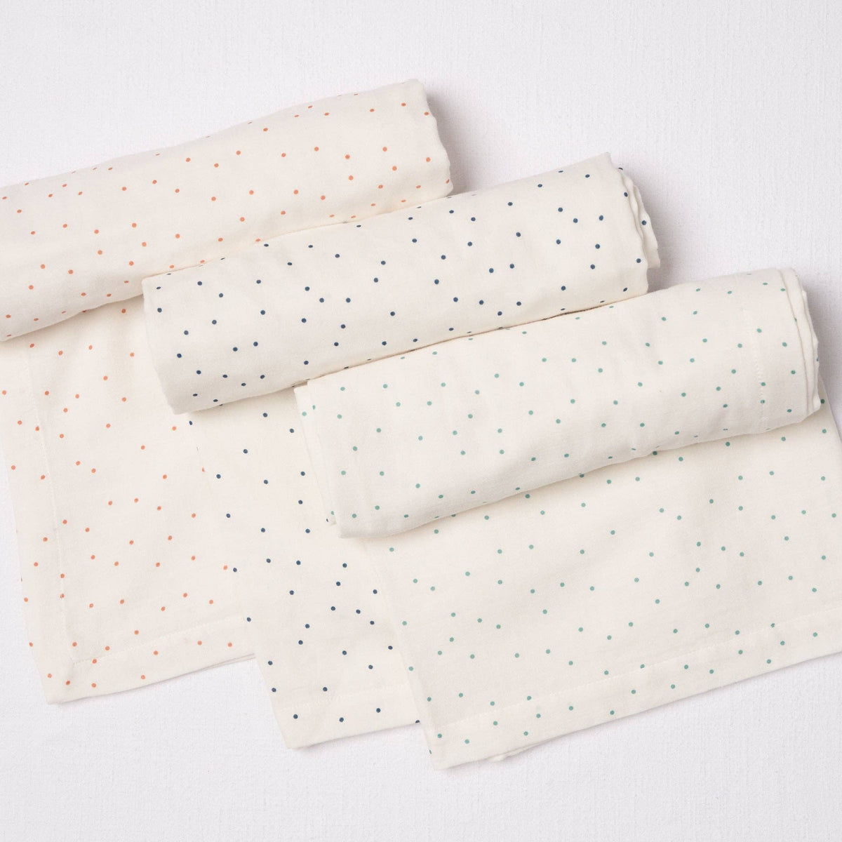 Swaddle-Random Dot Babette