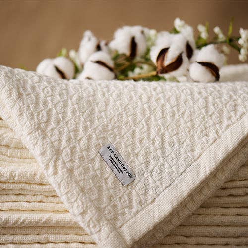 The Mary Blanket by Red Land Cotton size Twin